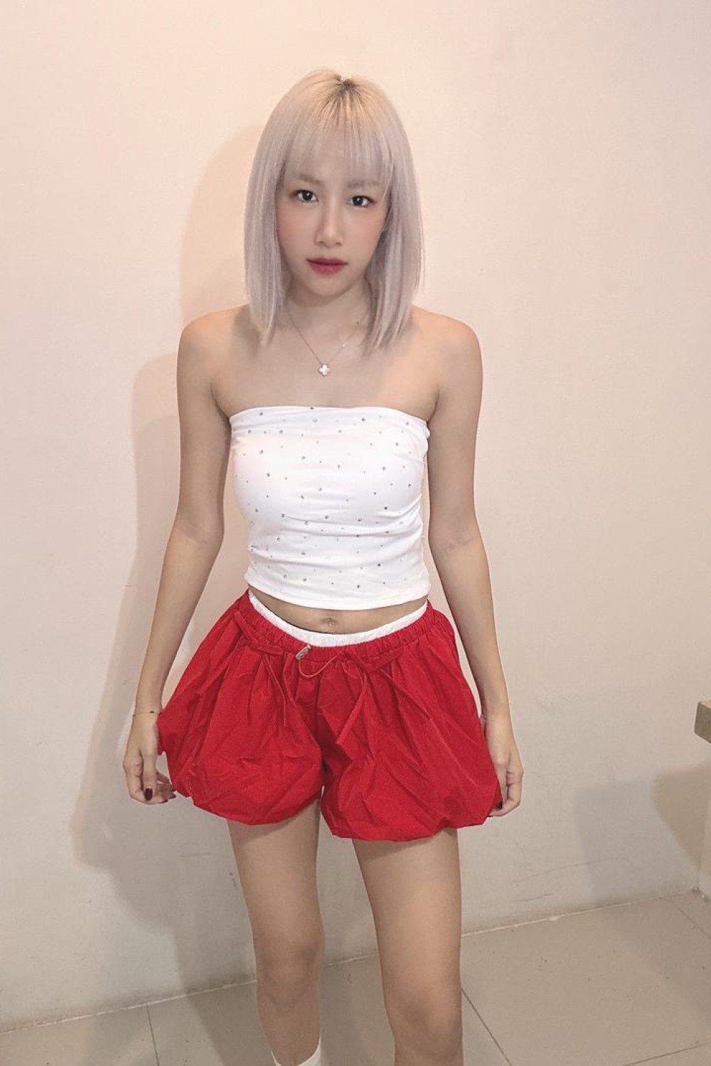 蕾丝两层式灯笼裤