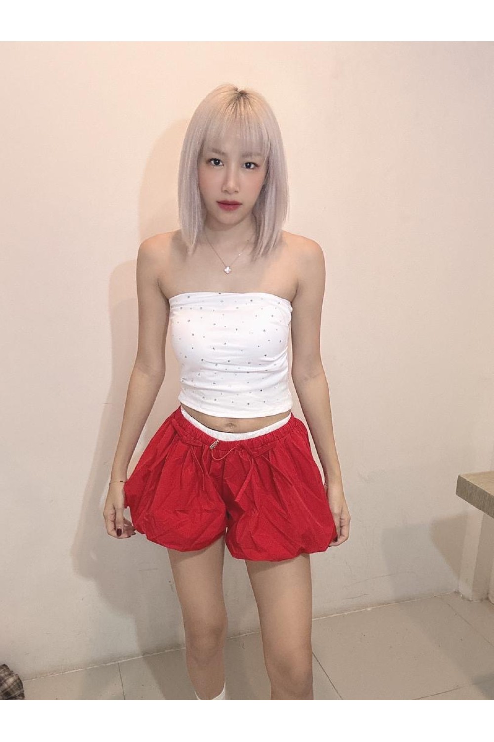 蕾丝两层式灯笼裤