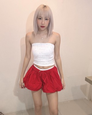 蕾丝两层式灯笼裤