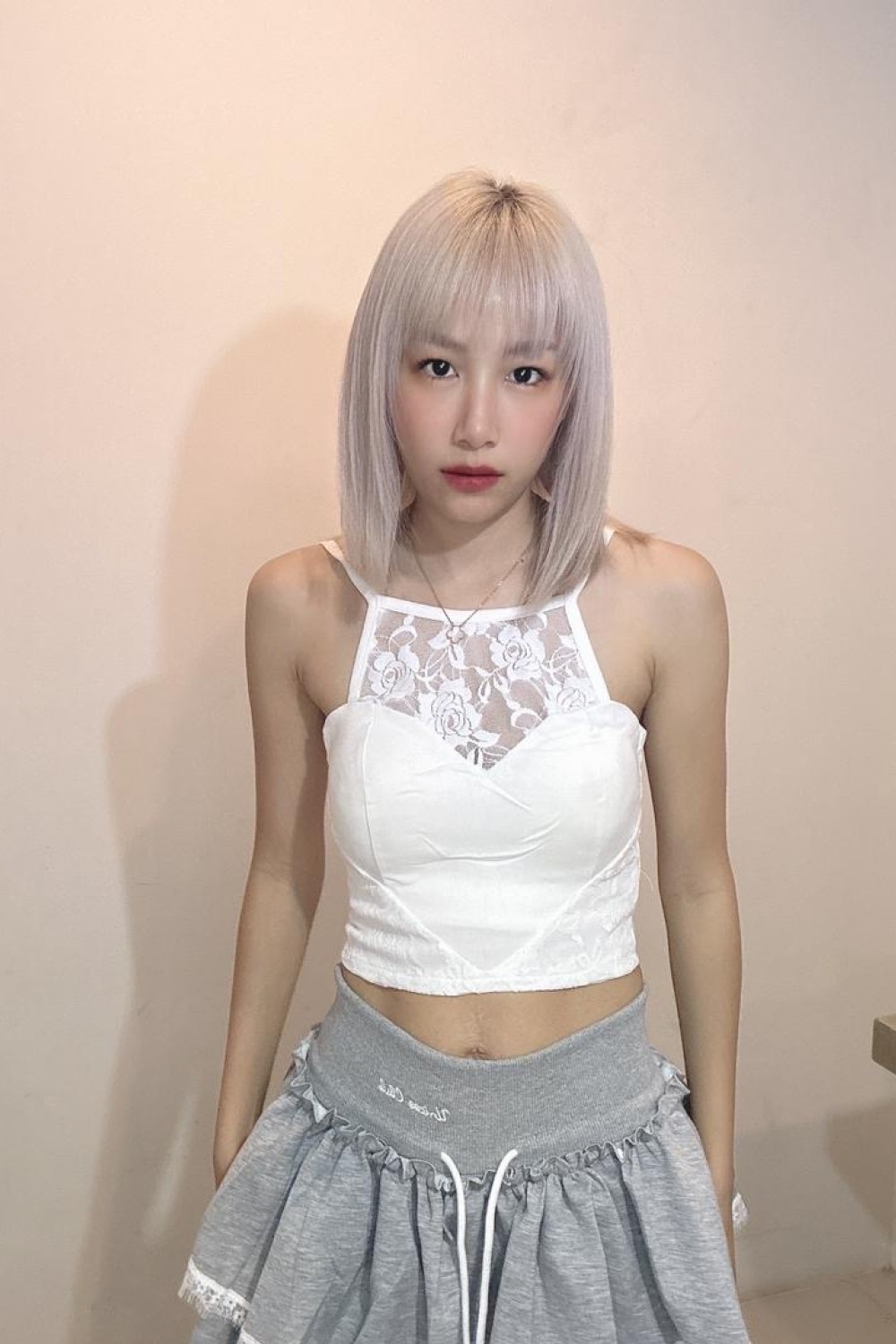 设计感带胸垫背心