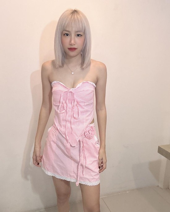 蕾丝线条套装
