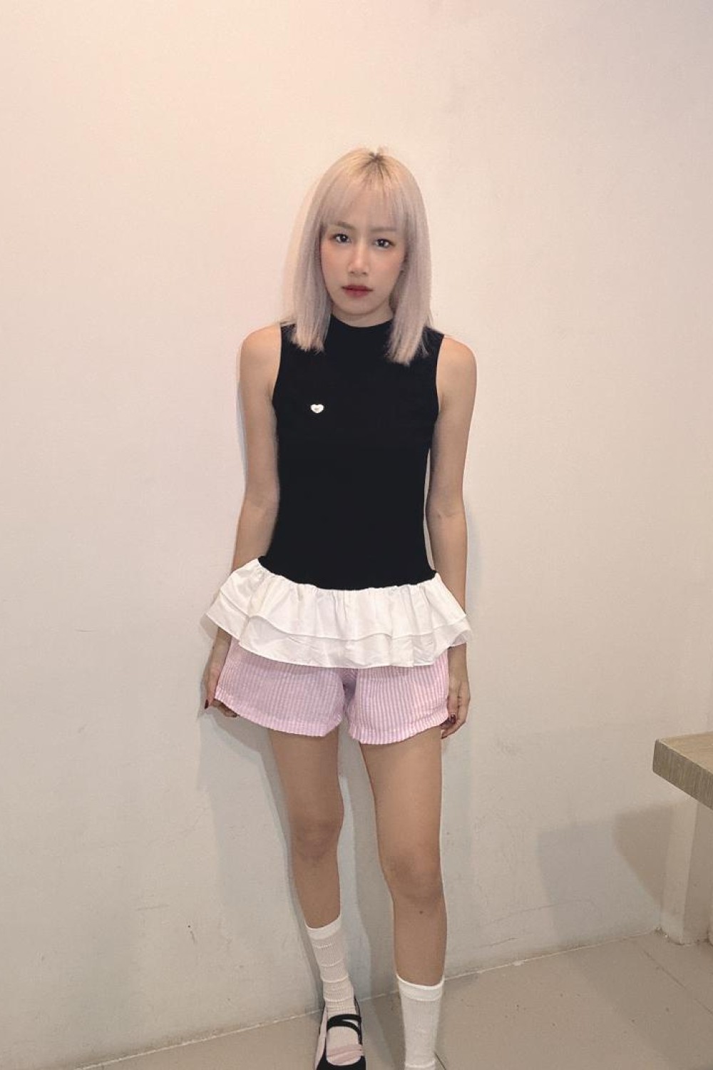 修身简约拼色背心