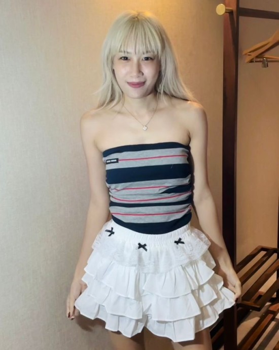 少女风蝴蝶蛋糕短裙