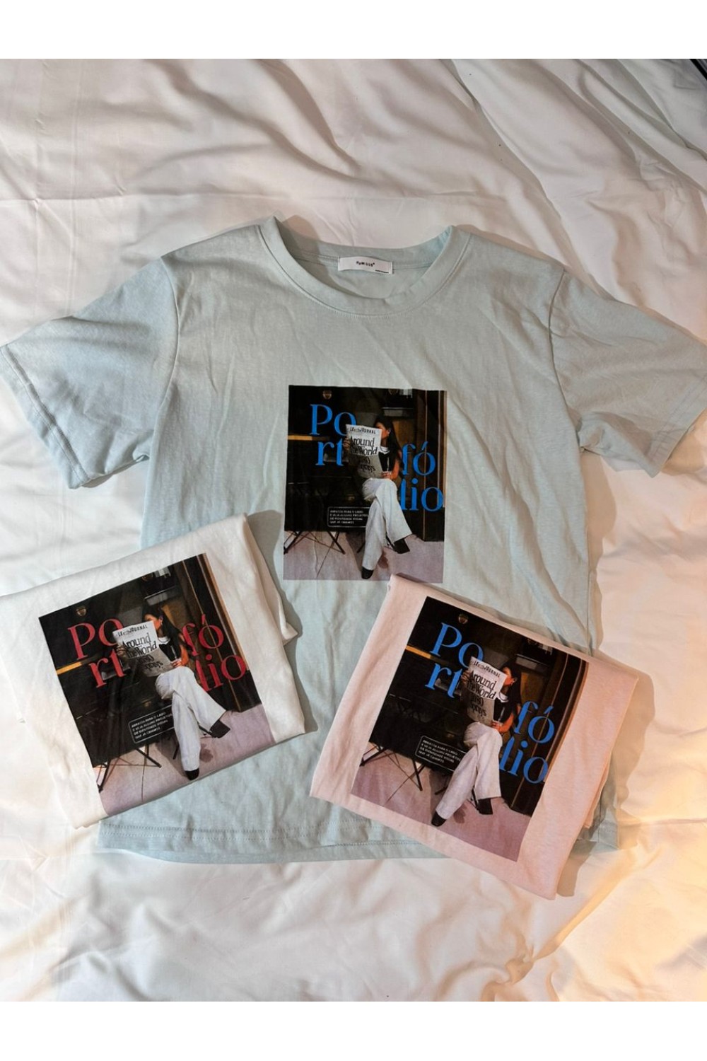 报纸女孩休闲T恤