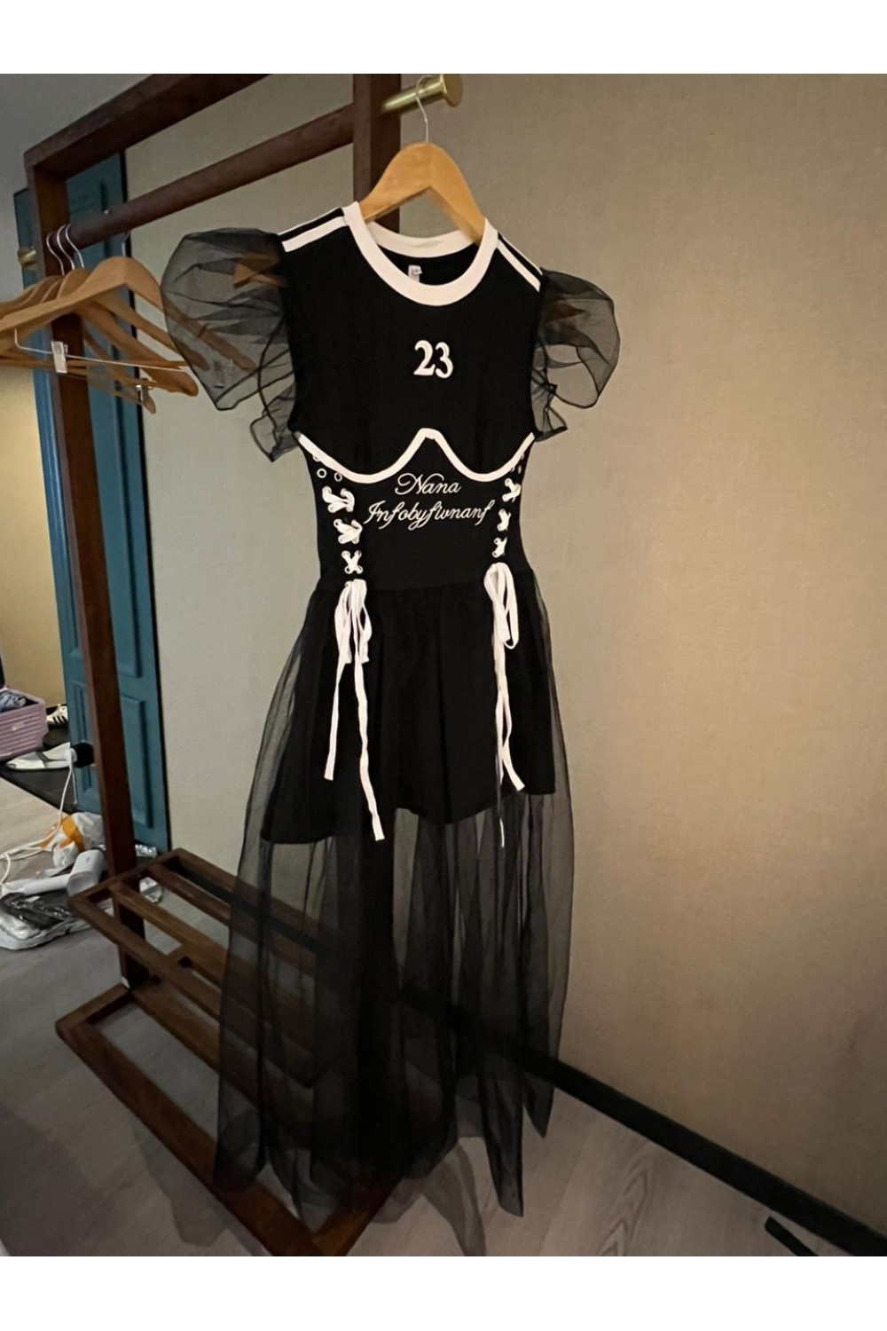 女团风蕾丝长裙 