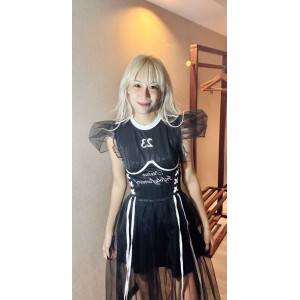 女团风蕾丝长裙 