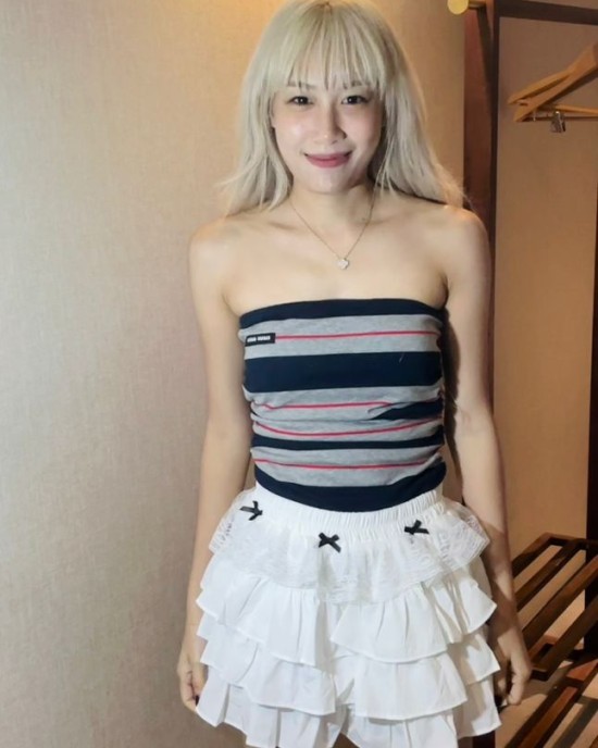 少女风蝴蝶蛋糕短裙