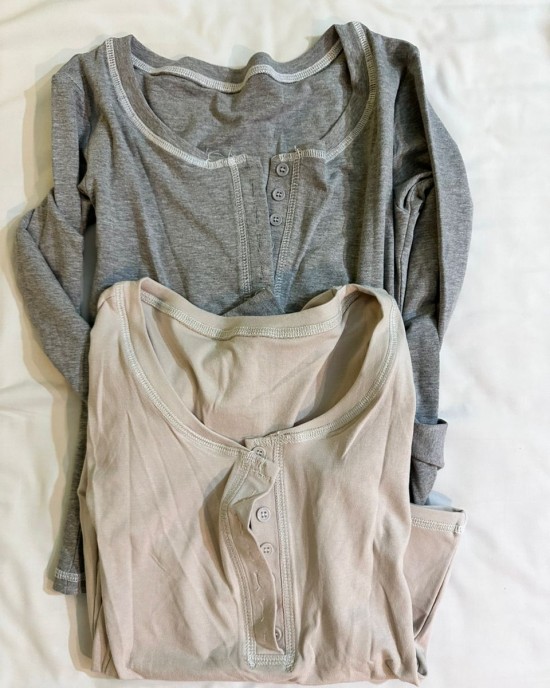 大圆领开扣设计 T 