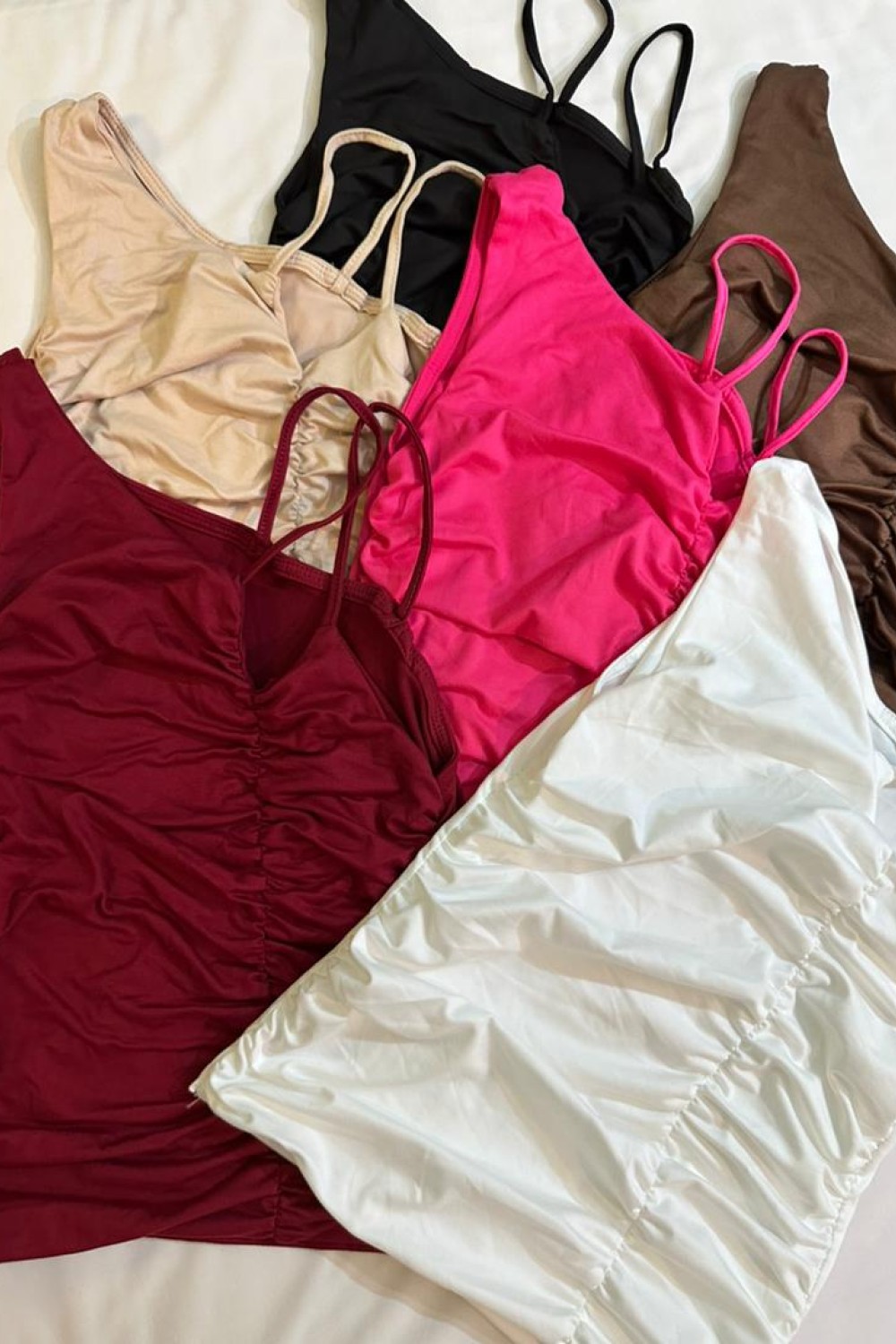 设计感抓皱背心