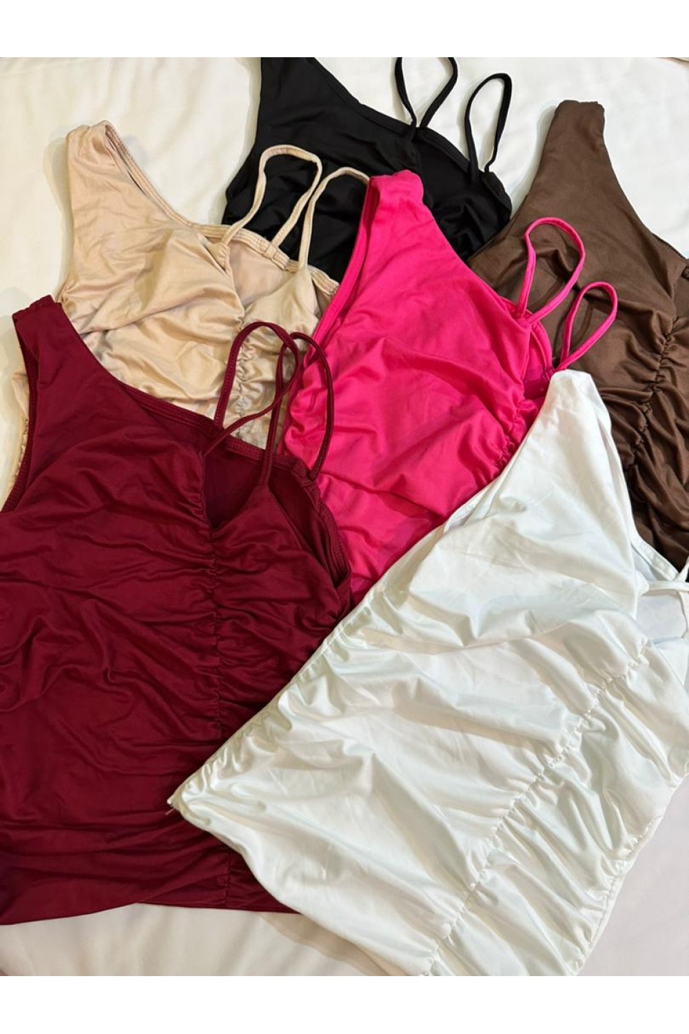 设计感抓皱背心