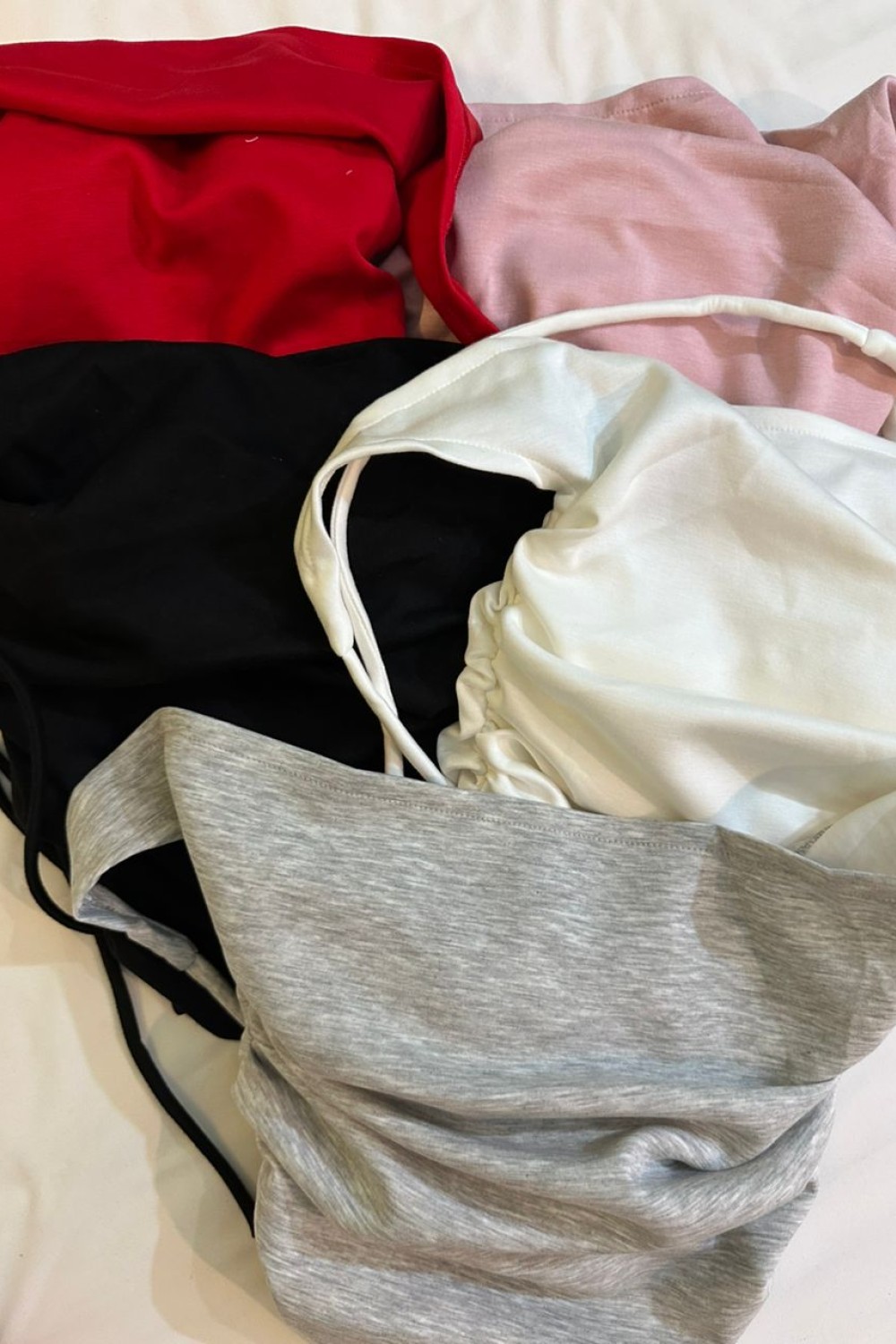 百搭绑带一字肩