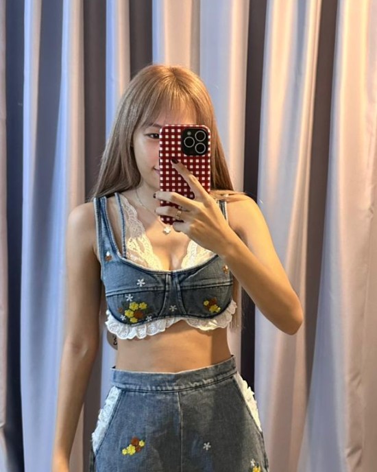 田园风蕾丝拼接牛仔套装 