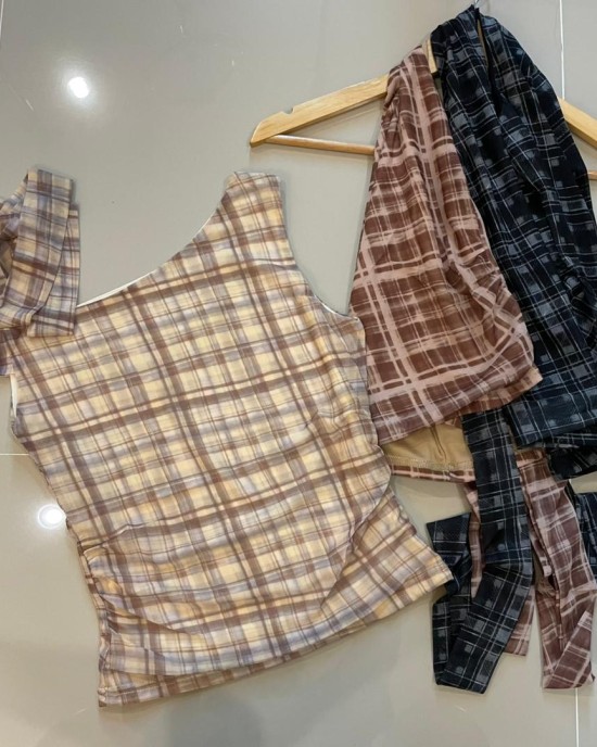 格子复古不规则背心 