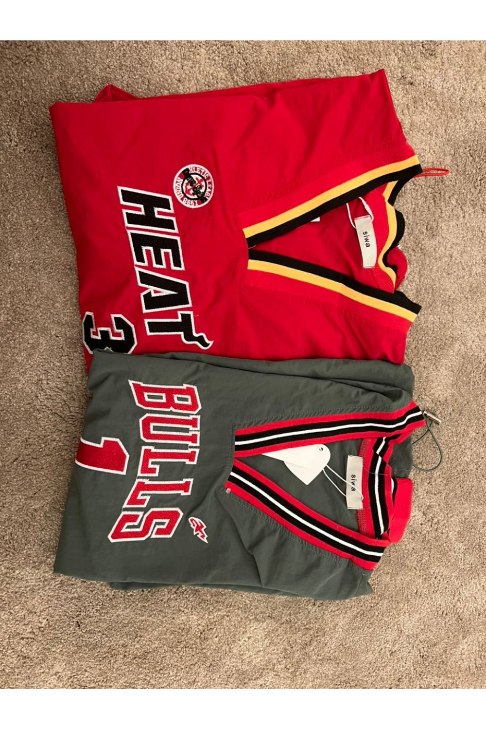 运动风个性长袖 红色 