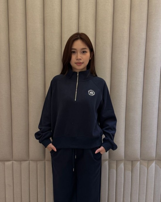 高领拉链运动长袖套装