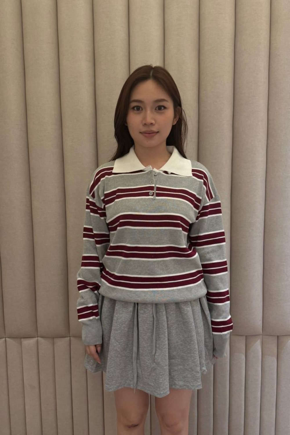 学院风撞色条纹针织上衣 