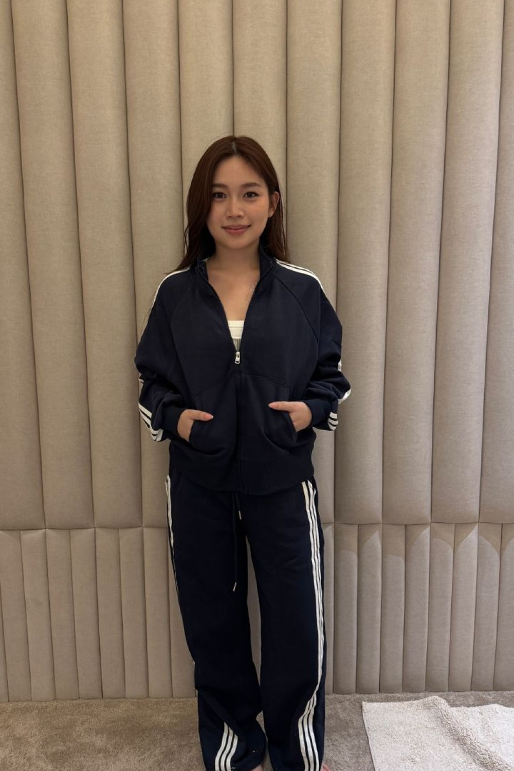 运动线条长袖套装 