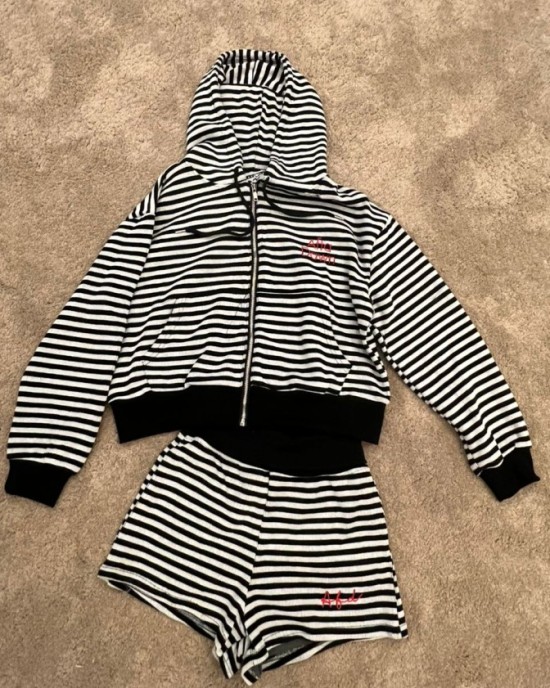 线条居家连帽套装 