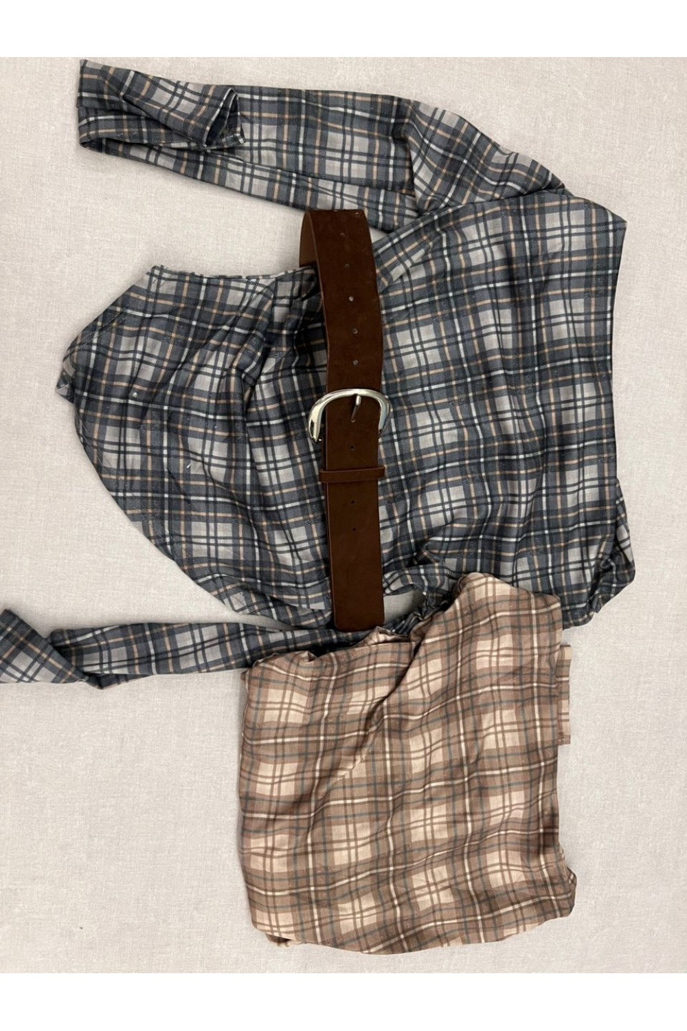 格纹斜肩长袖上衣 附腰带