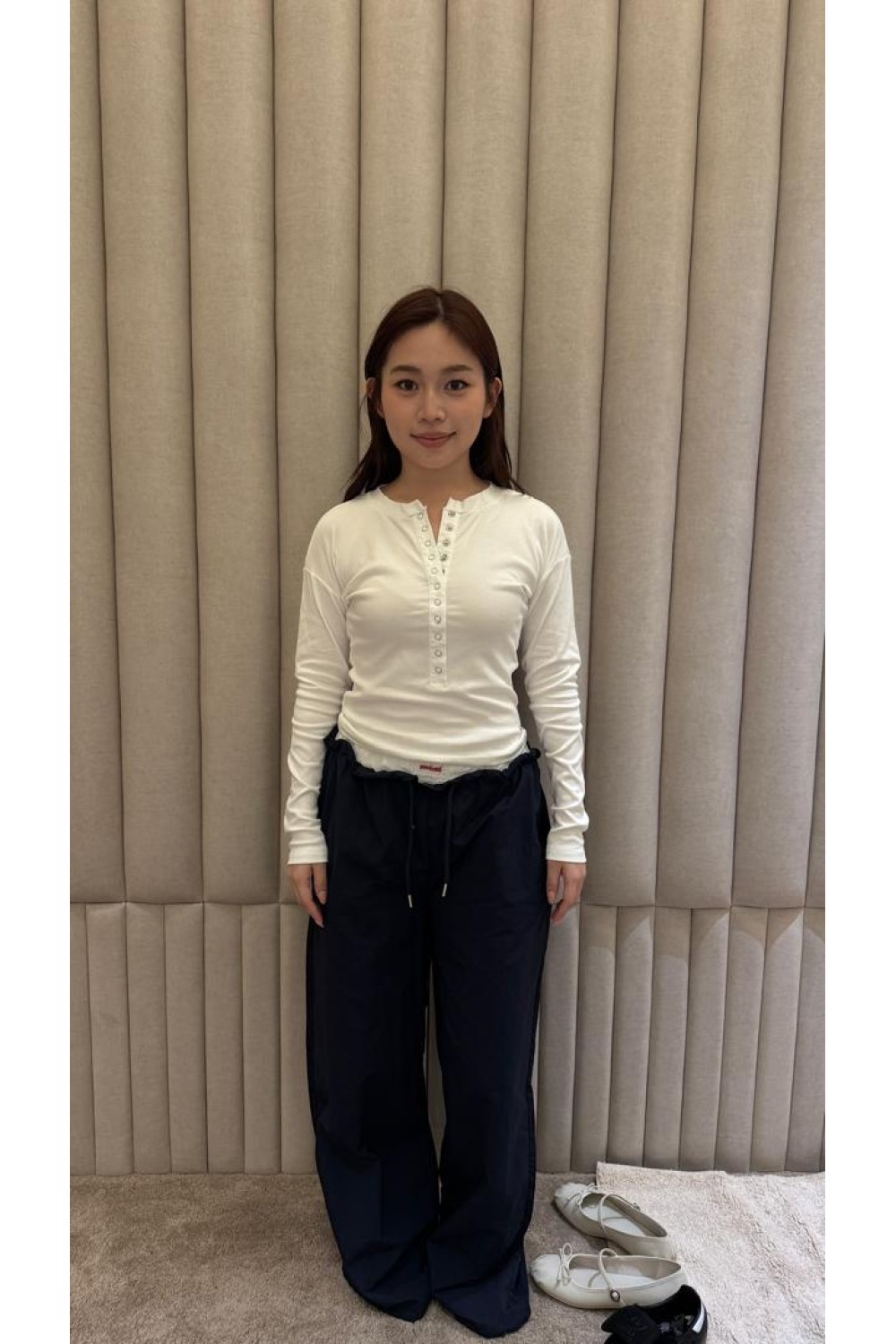 简约纽扣长袖上衣 