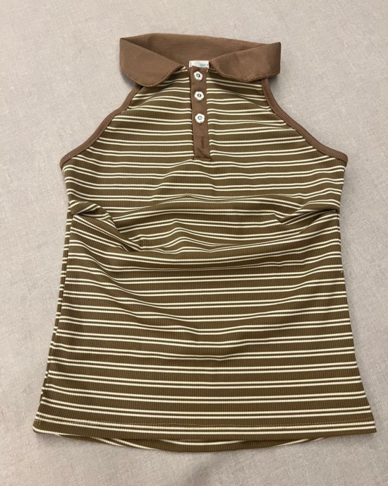 圆领线条无袖背心