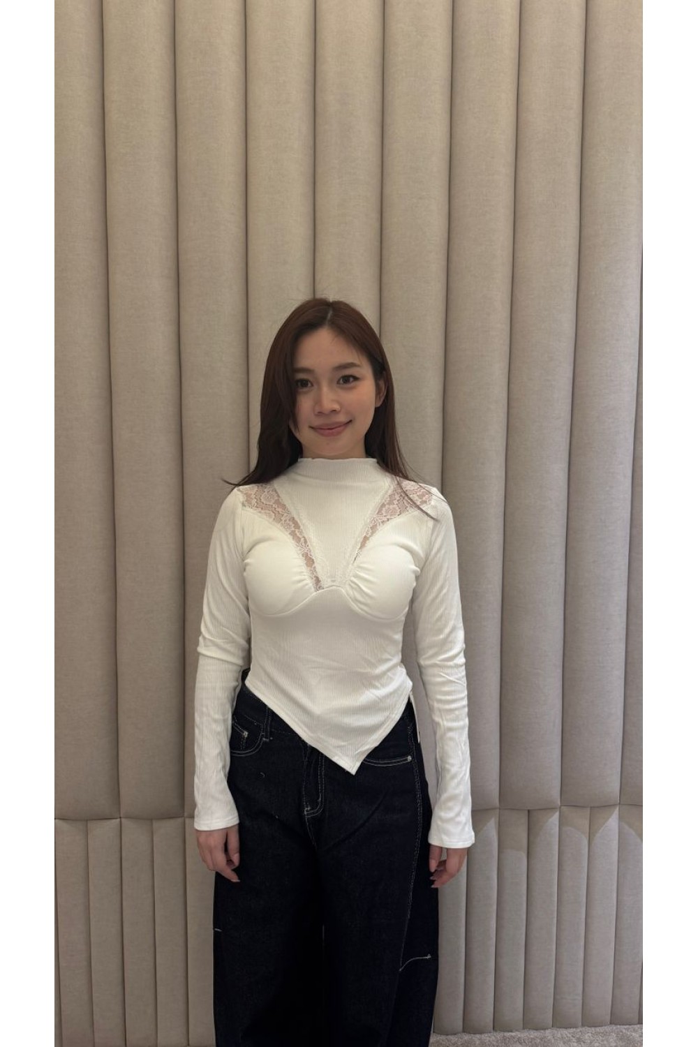 小心机中领蕾丝长袖 白色 