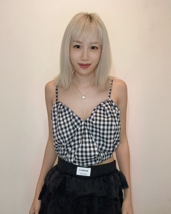气质款半身裙