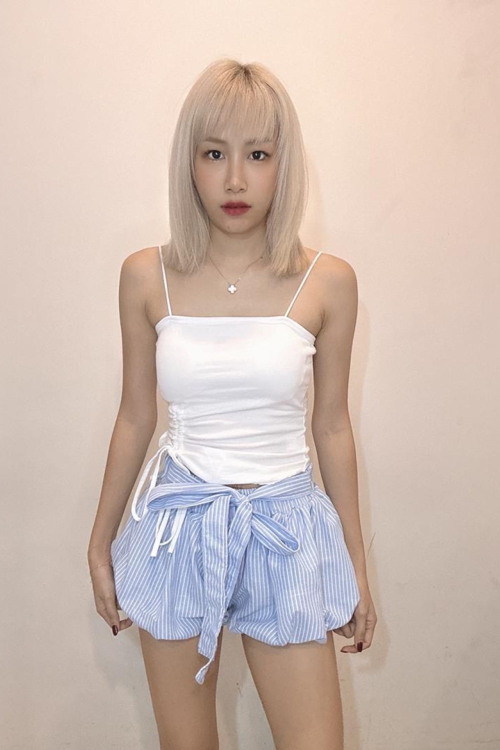 条纹绑带灯笼裤