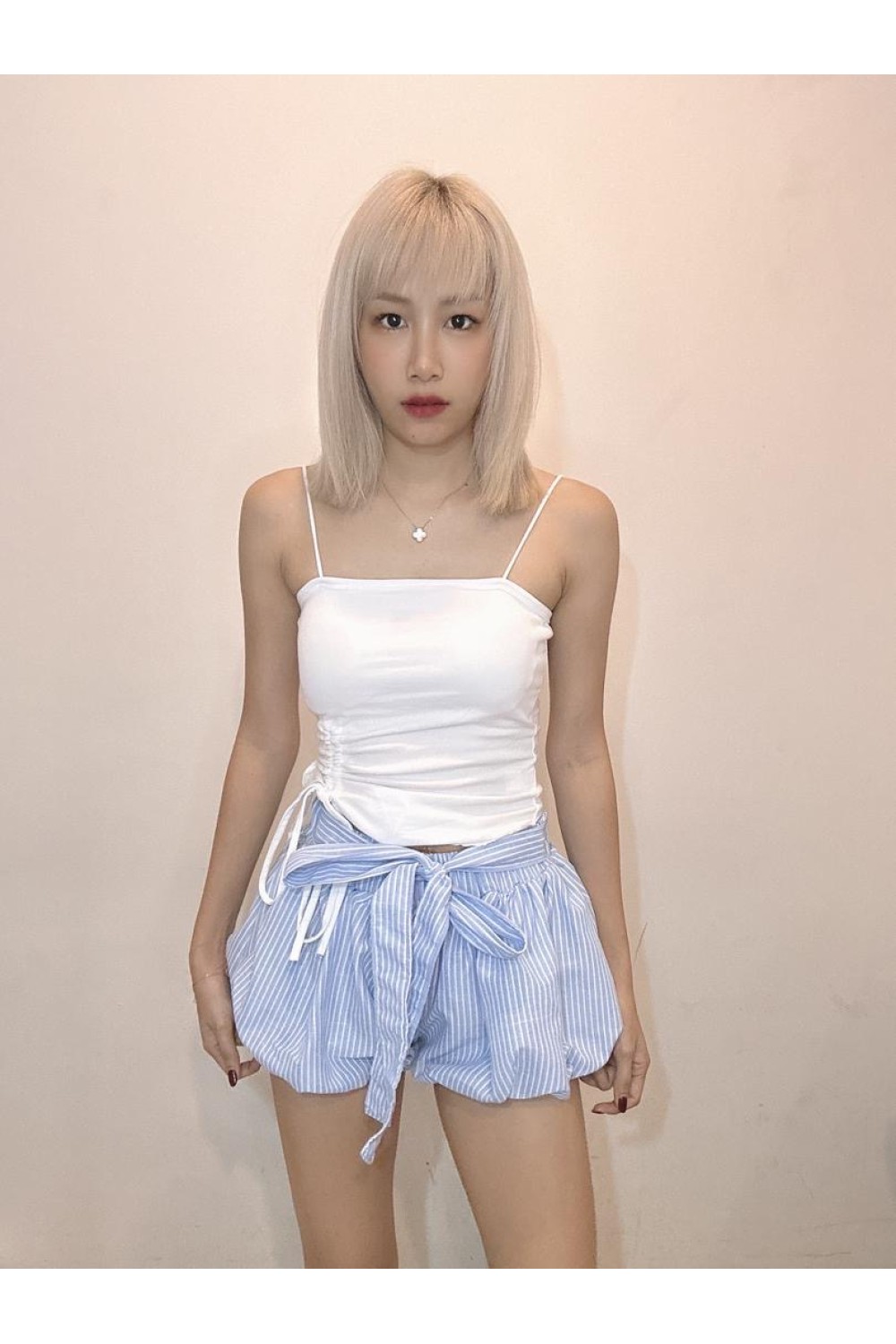 条纹绑带灯笼裤