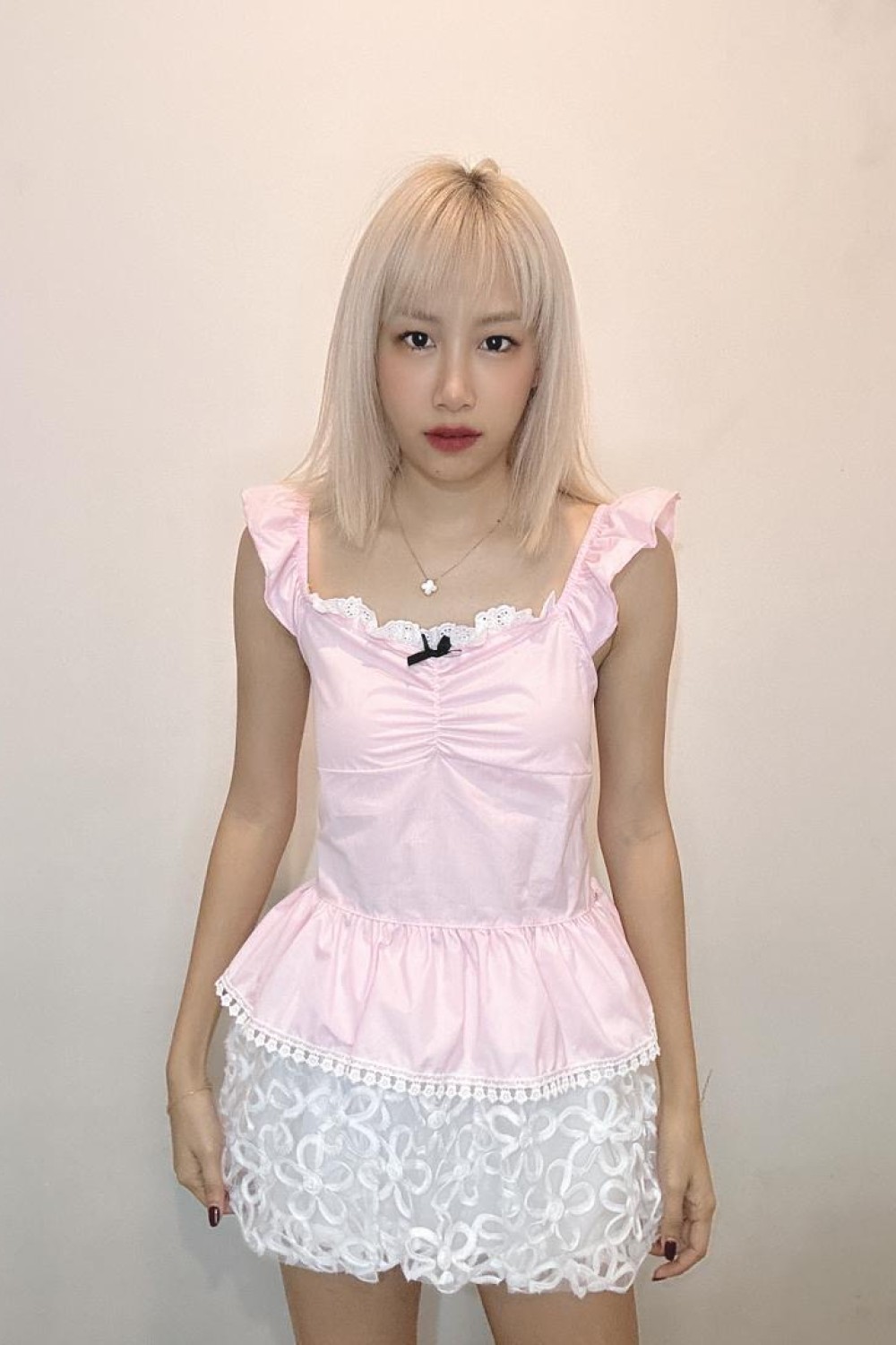 钩花蝴蝶结背心