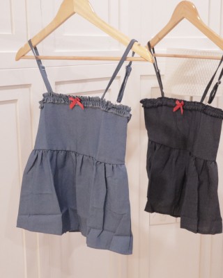 公主风吊带上衣