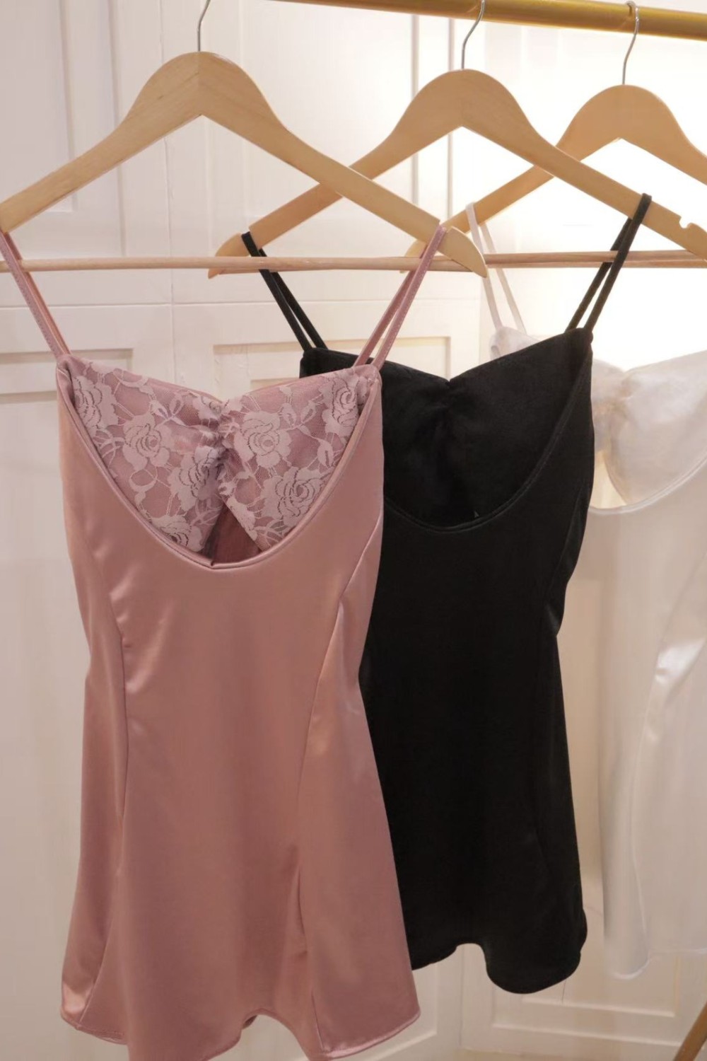 小性感连身裙 粉色