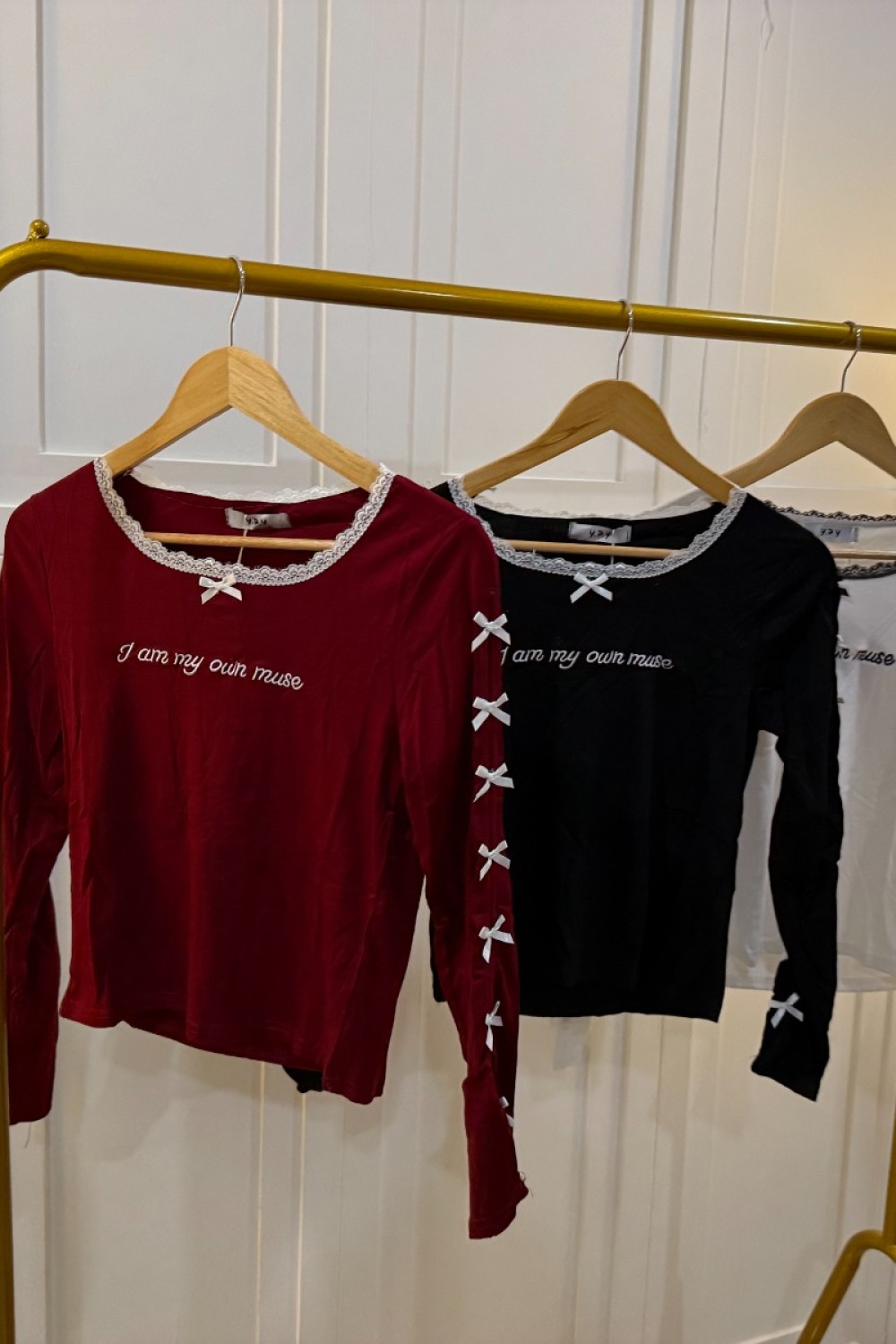 长袖蝴蝶结上衣