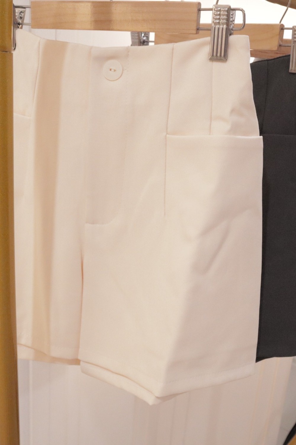 TALENT 西装高腰短裤