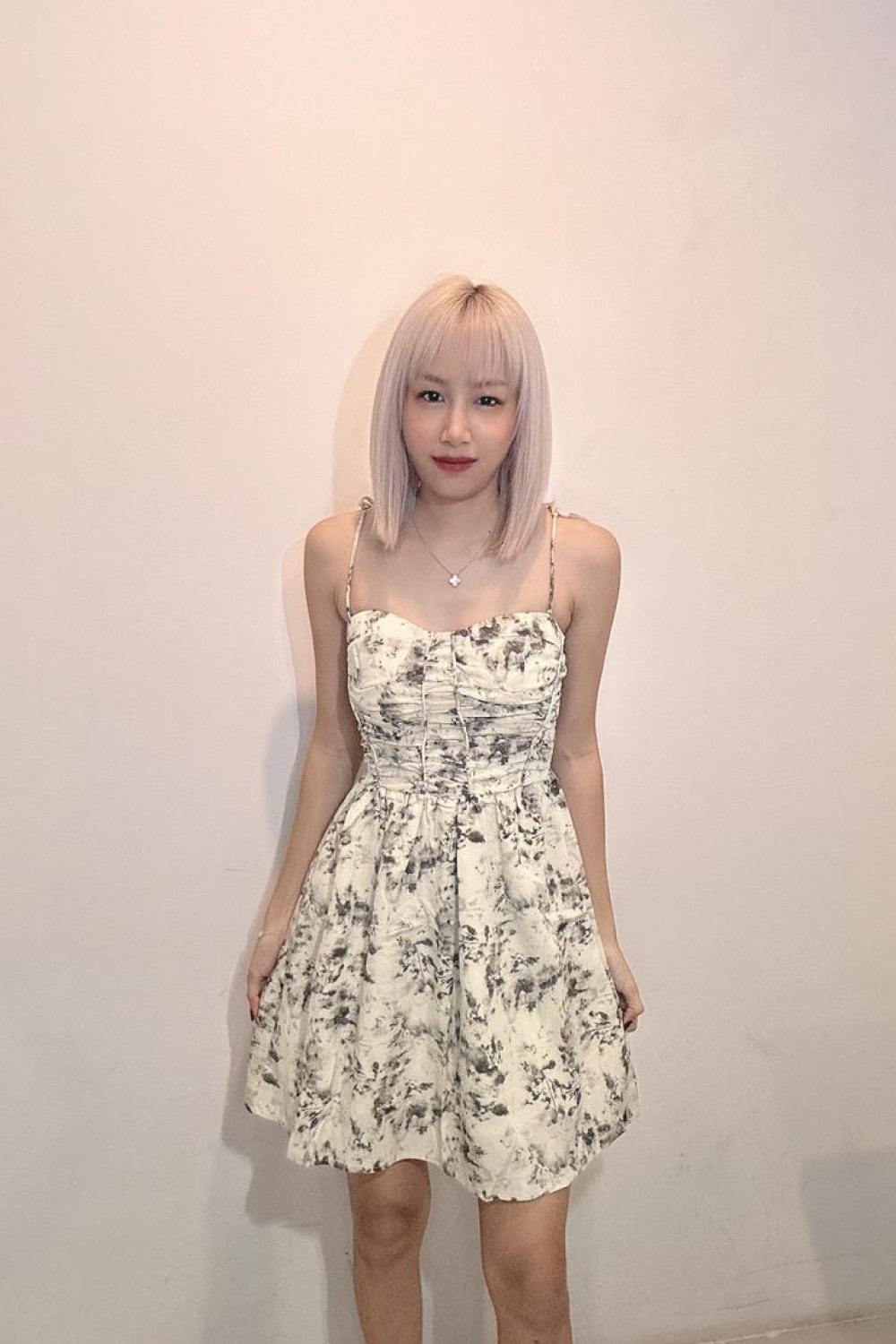 气质连身裙 褐色